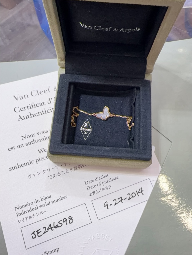 Van Cleef Arpels Gold Bracelet With Pink Butterfly Motif 1500$
